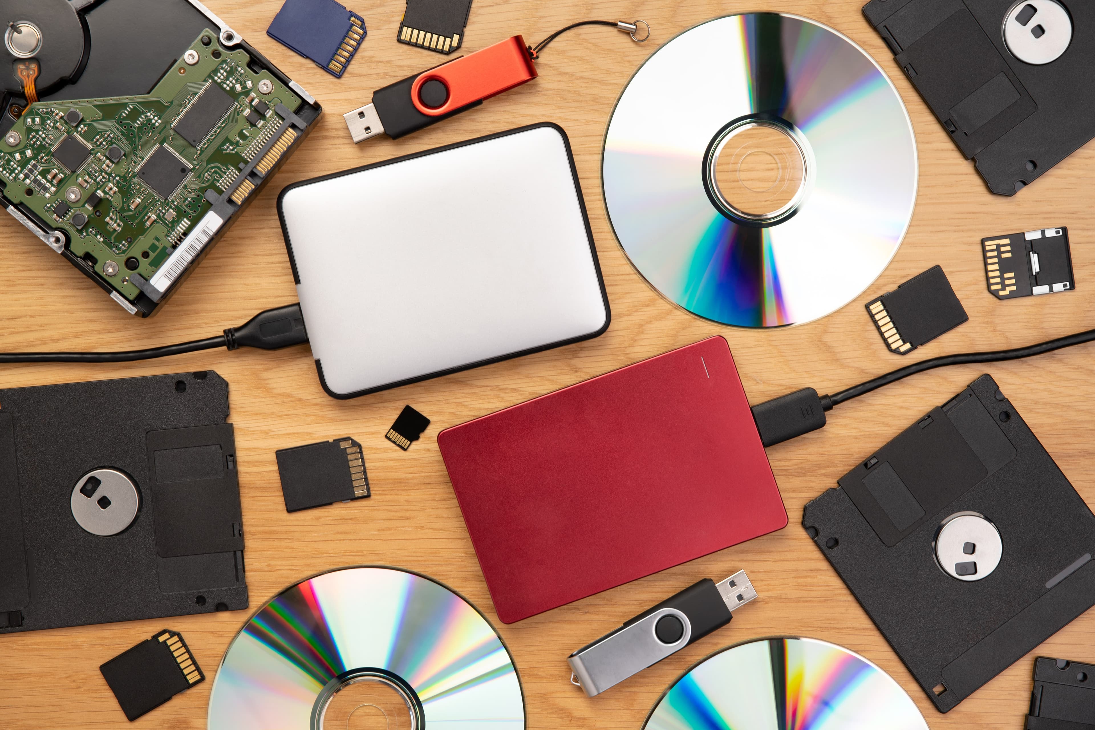 Computer storage devices and tools